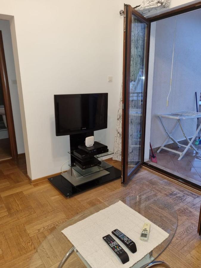 Apartments Sneza 里桑 外观 照片